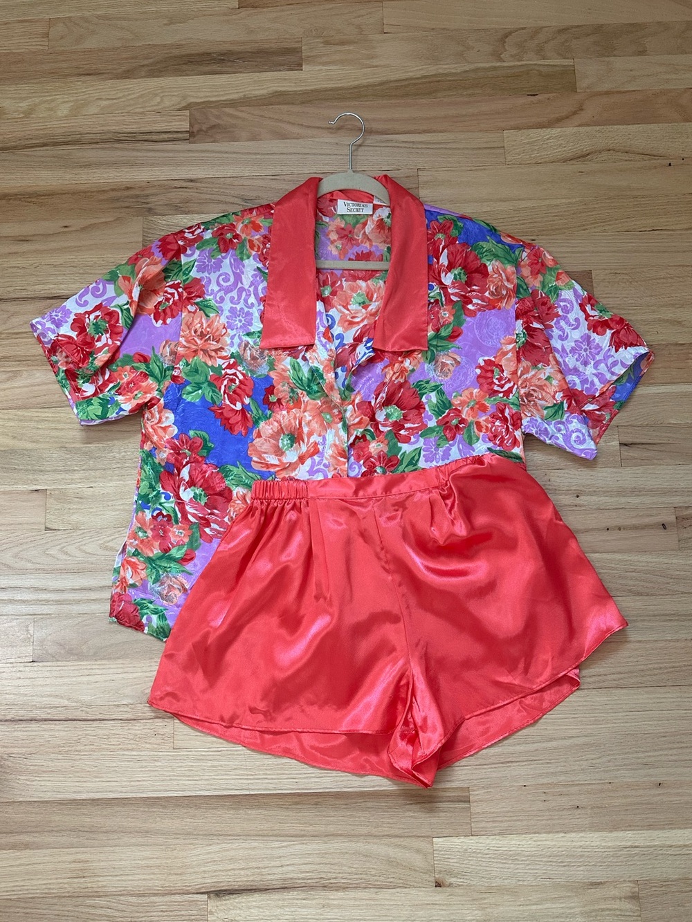 Vintage 90s Victoria’s Secret Gold Label Floral Satin Lounge Set